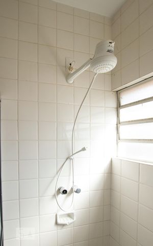 Apartamento à venda com 89m², 2 quartos e 1 vaga Apartamento à venda com 89m², 2 quartos e 1 vagaBanheiro