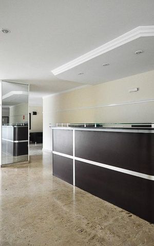 Apartamento para alugar com 73m², 3 quartos e 2 vagasHall social