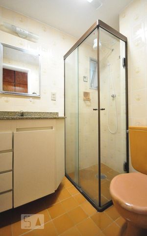 Apartamento para alugar com 73m², 3 quartos e 2 vagasBanheiro