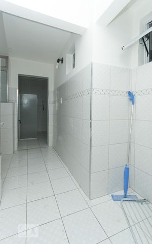 Apartamento para alugar com 82m², 3 quartos e sem vagaÁrea de serviço
