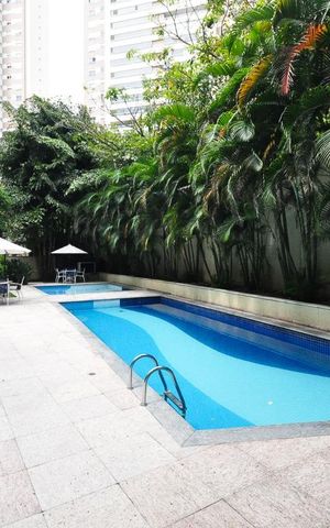 Apartamento à venda com 158m², 2 quartos e 3 vagasPiscina