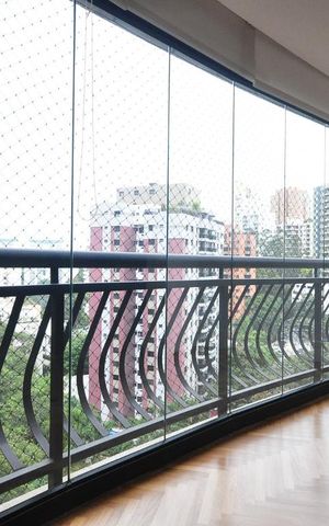 Apartamento à venda com 158m², 2 quartos e 3 vagasVaranda