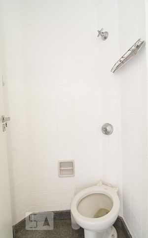 Apartamento à venda com 280m², 4 quartos e 3 vagasBanheiro Serviço