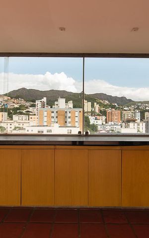 Apartamento à venda com 280m², 4 quartos e 3 vagasVista área privativa
