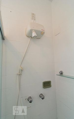 Apartamento à venda com 280m², 4 quartos e 3 vagasChuveiro