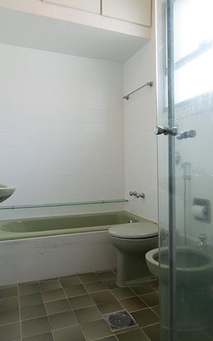 Apartamento à venda com 280m², 4 quartos e 3 vagasBanheiro 