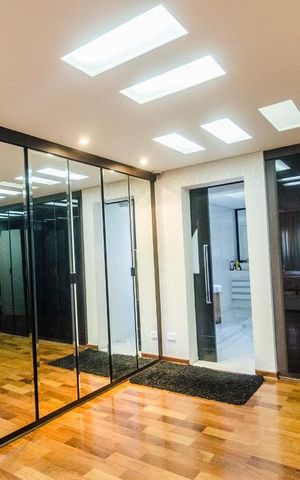 Apartamento à venda com 400m², 4 quartos e 5 vagas Apartamento à venda com 400m², 4 quartos e 5 vagasSuíte 1