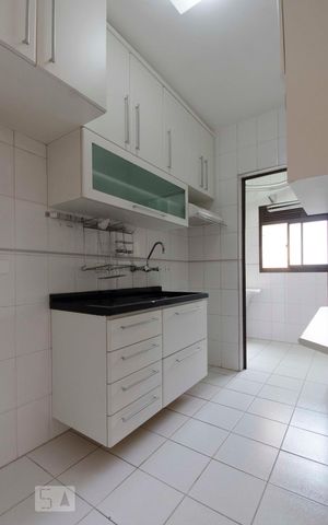 Apartamento para alugar com 63m², 2 quartos e 1 vagaCozinha