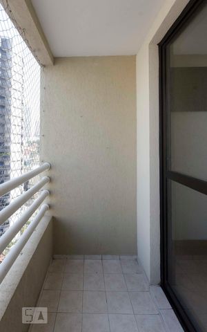 Apartamento para alugar com 63m², 2 quartos e 1 vagaSacada