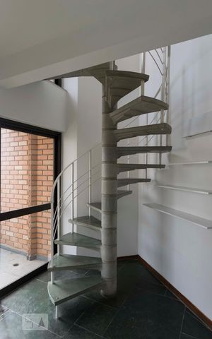 Studio à venda com 62m², 1 quarto e 1 vaga1o. Andar - Escadas