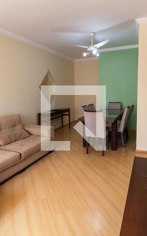 Apartamento à venda com 106m², 3 quartos e 1 vaga Apartamento à venda com 106m², 3 quartos e 1 vagaSala