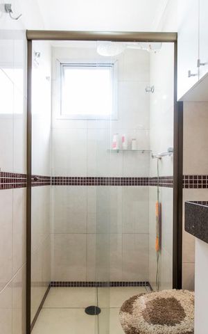 Apartamento para alugar com 50m², 2 quartos e 1 vagaBox banheiro 