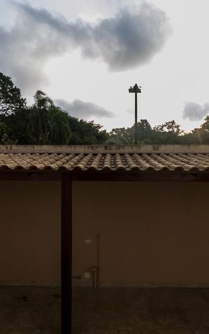 Apartamento à venda com 90m², 2 quartos e 1 vagaVisão para a varanda da sala 