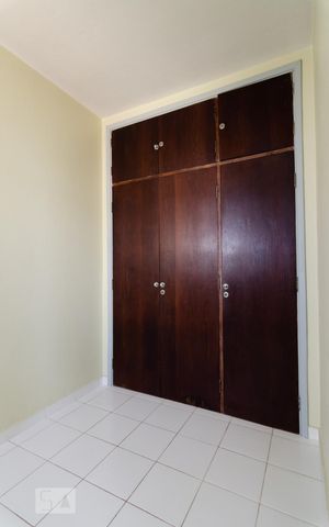 Apartamento à venda com 230m², 4 quartos e 2 vagasQuarto de serviço