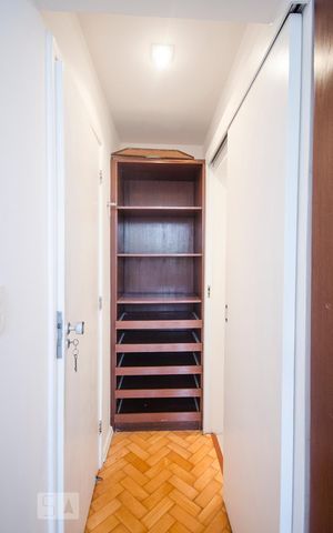 Apartamento para alugar com 154m², 3 quartos e 1 vagaSuite