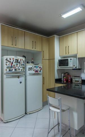 Apartamento à venda com 145m², 3 quartos e 1 vaga Apartamento à venda com 145m², 3 quartos e 1 vagaCozinha