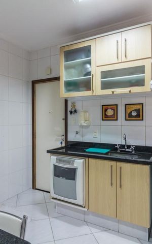 Apartamento à venda com 145m², 3 quartos e 1 vaga Apartamento à venda com 145m², 3 quartos e 1 vagaCozinha