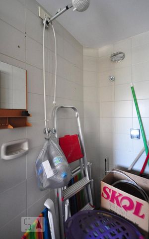 Apartamento à venda com 83m², 3 quartos e 2 vagasBanheiro de serviço