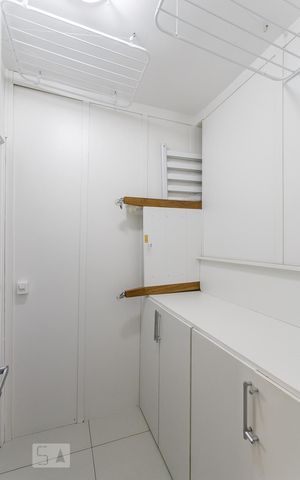 Apartamento para alugar com 80m², 2 quartos e 1 vagaQuarto de serviço