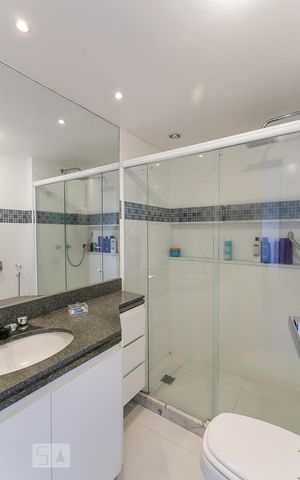 Apartamento para alugar com 80m², 2 quartos e 1 vagaBanheiro