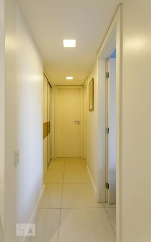 Apartamento para alugar com 80m², 2 quartos e 1 vagaCorredor