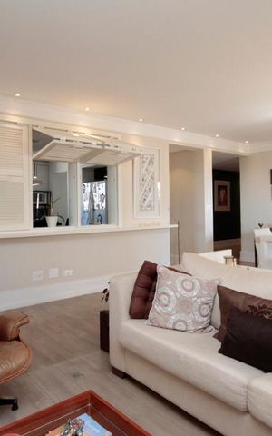 Apartamento à venda com 240m², 3 quartos e 3 vagasSala