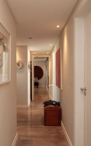 Apartamento à venda com 240m², 3 quartos e 3 vagasCorredor