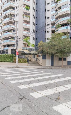 Apartamento à venda com 450m², 5 quartos e 4 vagas Apartamento à venda com 450m², 5 quartos e 4 vagasFachada