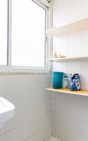 Apartamento à venda com 48m², 2 quartos e 1 vagaArea de serviço 