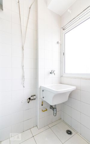 Apartamento à venda com 48m², 2 quartos e 1 vagaArea de serviço 