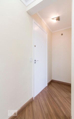 Apartamento à venda com 48m², 2 quartos e 1 vagaPorta de entrada 