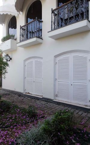 Casa à venda com 577m², 5 quartos e 7 vagasQuintal