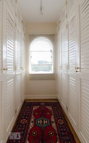 Casa à venda com 577m², 5 quartos e 7 vagasSuíte 1