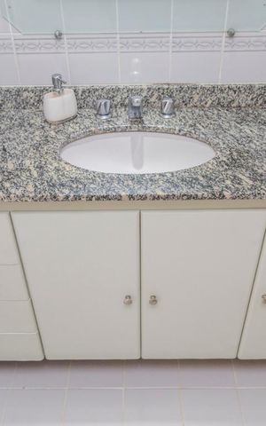 Apartamento para alugar com 65m², 2 quartos e 1 vagaBanheiro Suíte