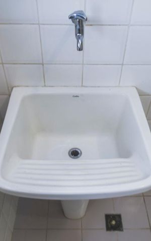 Apartamento para alugar com 65m², 2 quartos e 1 vagaÁrea de serviço