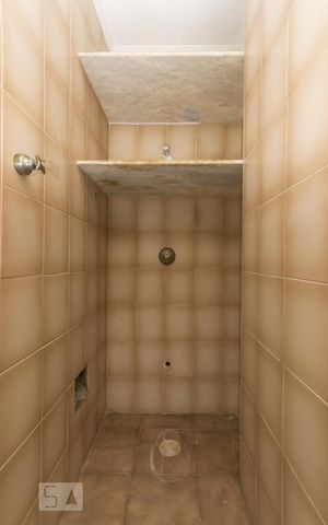 Apartamento à venda com 96m², 3 quartos e 1 vaga Apartamento à venda com 96m², 3 quartos e 1 vagaBanheiro de serviço