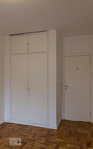 Apartamento para alugar com 79m², 2 quartos e 1 vagaQuarto 1 (Armários)
