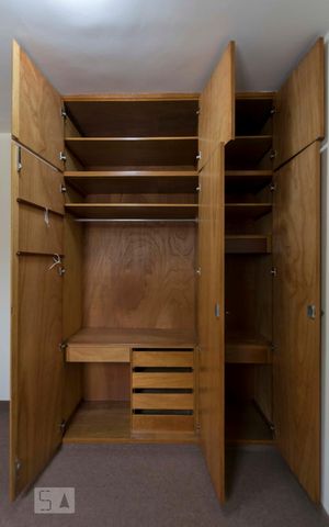 Apartamento para alugar com 66m², 3 quartos e 1 vagaQuarto 1 (Armários)