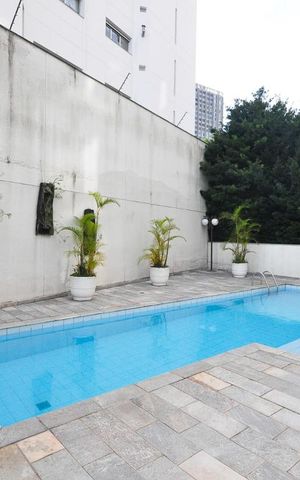 Apartamento à venda com 171m², 3 quartos e 3 vagasPiscina 2