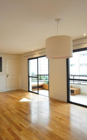 Apartamento à venda com 171m², 3 quartos e 3 vagasSala