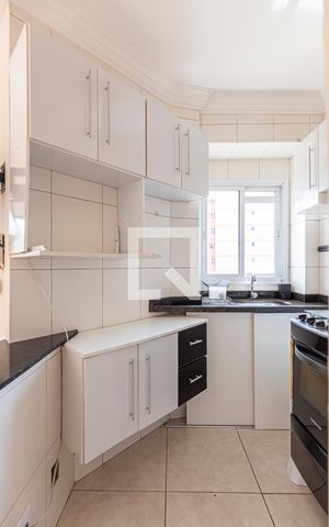 Apartamento para alugar com 63m², 2 quartos e 2 vagas Apartamento para alugar com 63m², 2 quartos e 2 vagasCozinha