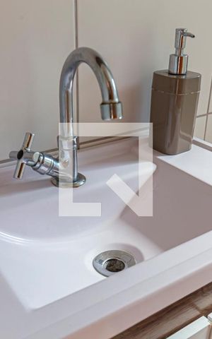 Apartamento para alugar com 63m², 2 quartos e 2 vagas Apartamento para alugar com 63m², 2 quartos e 2 vagasDetalhe do Banheiro