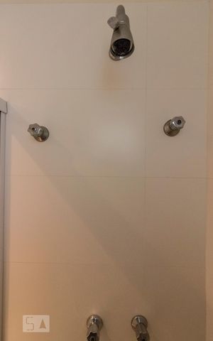 Apartamento para alugar com 63m², 2 quartos e 1 vagaChuveiro Banheiro social 