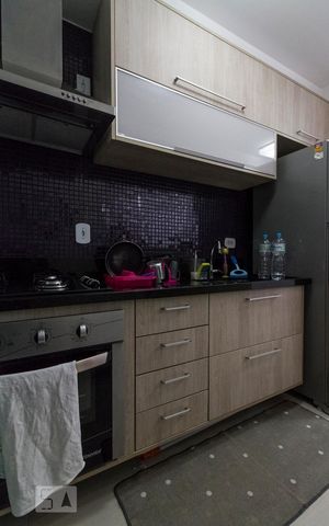 Apartamento para alugar com 63m², 2 quartos e 1 vagaCozinha 