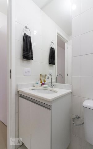 Apartamento para alugar com 55m², 2 quartos e 1 vagaBanheiro suíte 