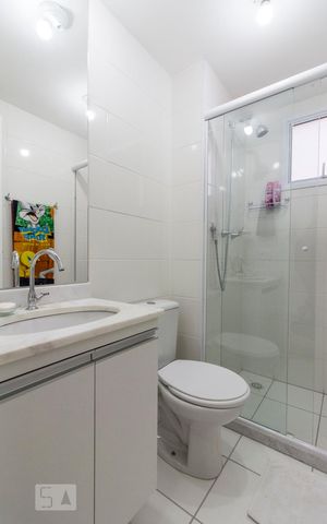 Apartamento para alugar com 55m², 2 quartos e 1 vagaBanheiro suíte 