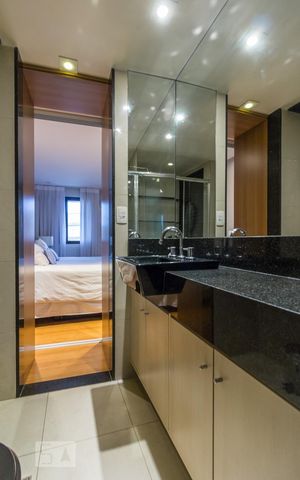Studio à venda com 45m², 1 quarto e 1 vaga Studio à venda com 45m², 1 quarto e 1 vagaBanheiro