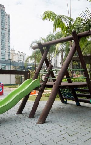 Apartamento para alugar com 147m², 4 quartos e 3 vagasPlayground