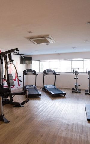 Studio à venda com 31m², 1 quarto e 1 vaga Studio à venda com 31m², 1 quarto e 1 vagaAcademia