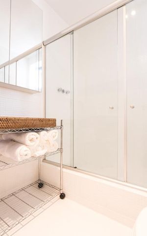 Studio à venda com 31m², 1 quarto e 1 vaga Studio à venda com 31m², 1 quarto e 1 vagaBanheiro